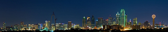 Le centre-ville de Dallas - (CC) skys the limit2